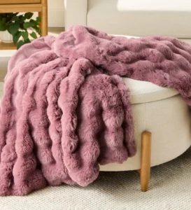 BHG FAUX FUR THR VD