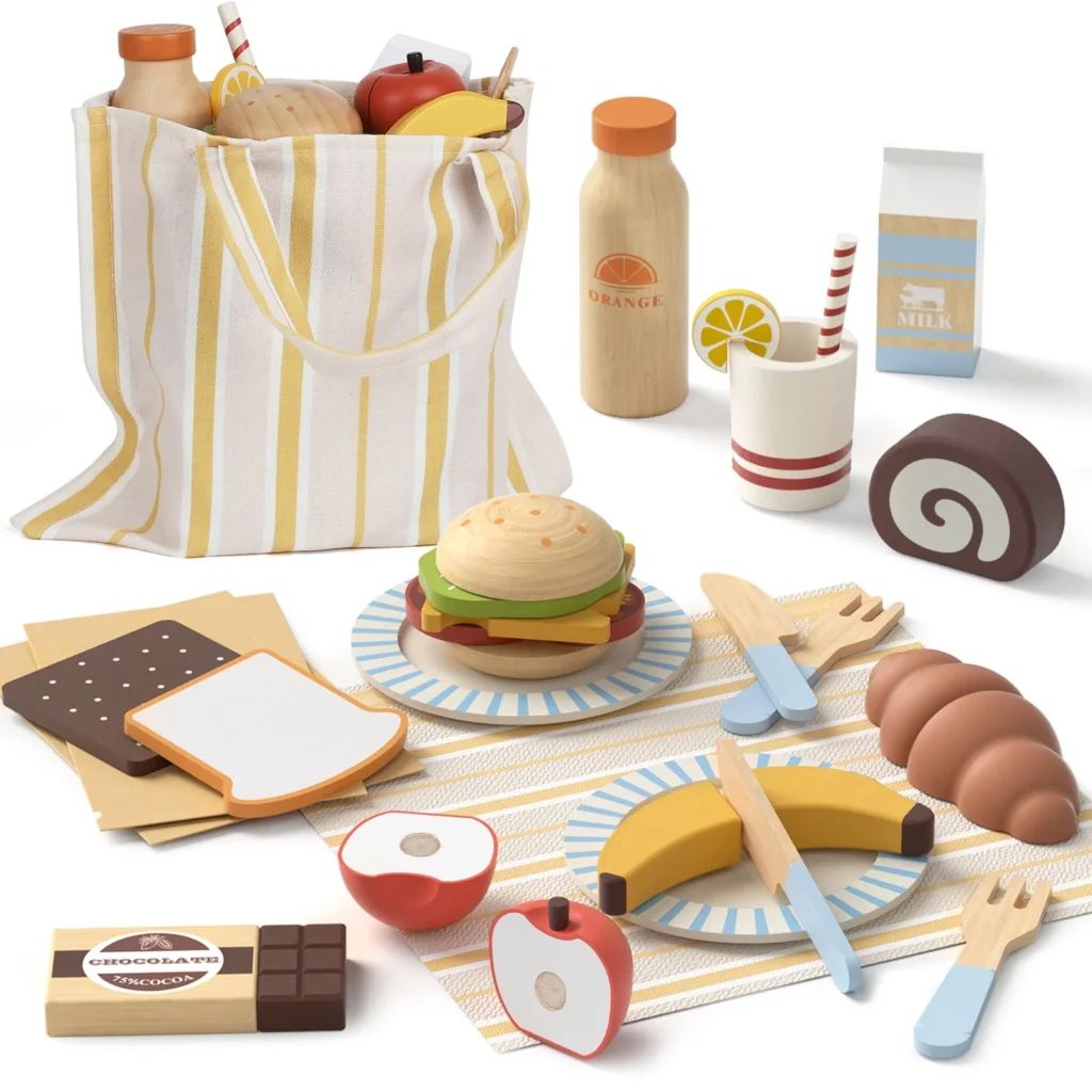 Fisher-Price Wooden Picnic Basket & Food Set – 31-Piece Pretend Play β close-up detail of design and finish