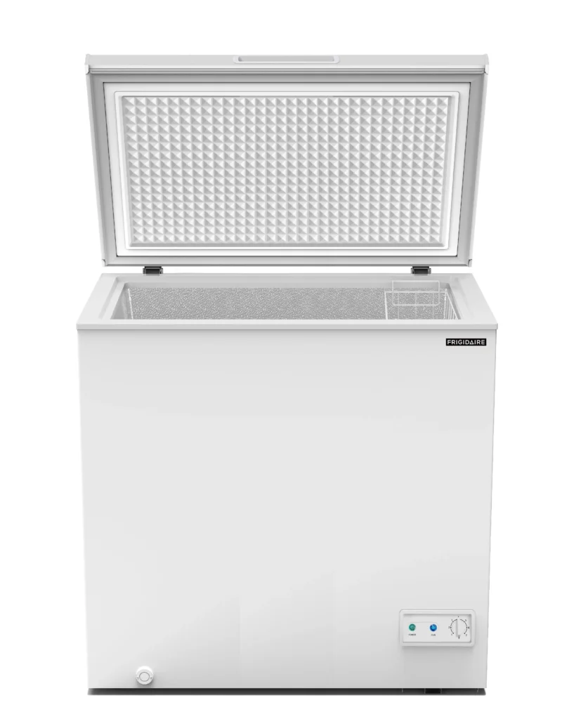 Frigidaire 7.0 Cu ft Chest Freezer – Compact, Energy Efficient β alternate angle showing full product