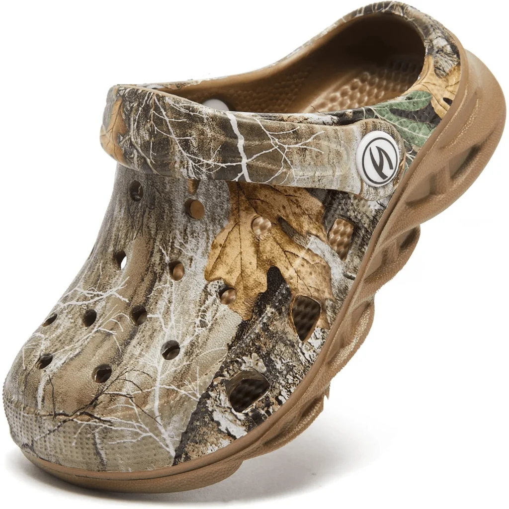HOBIBEAR Kids Graphic Garden Clogs – Easy Slip-On Water Play — close-up detail of design and finish