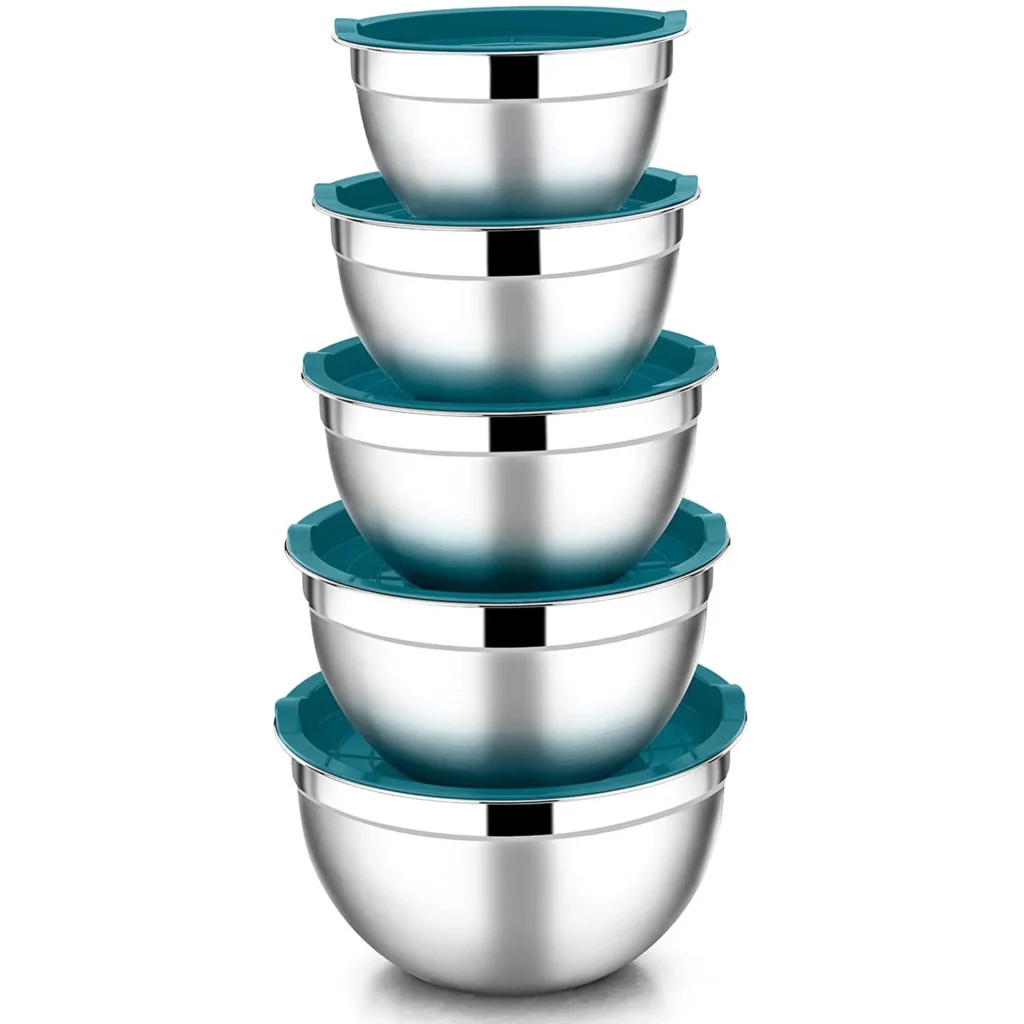 Vesteel 5-Piece Stainless Steel Mixing Bowls Set with Lids – Red β close-up detail of design and finish