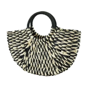 Packed Party Scalloped Flap Straw Bag – Elegant Chain Strap