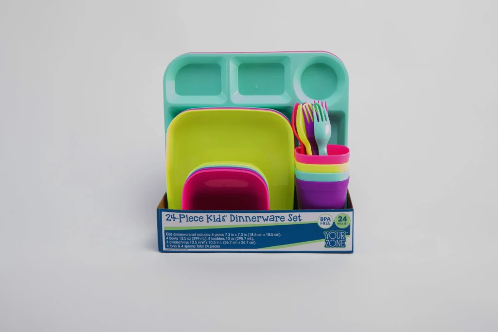 Your Zone 24-Piece Kids Plastic Dinnerware Set – Complete Mealtime β alternate angle showing full product