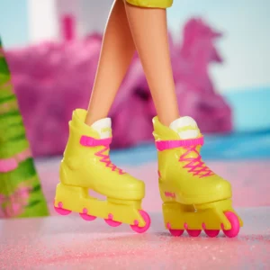 Barbie Movie Collectible Doll – Margot Robbie in Inline Skating