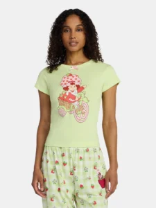 Strawberry Shortcake Graphic Tank & Shorts Set – Fun 2-Piece Deal